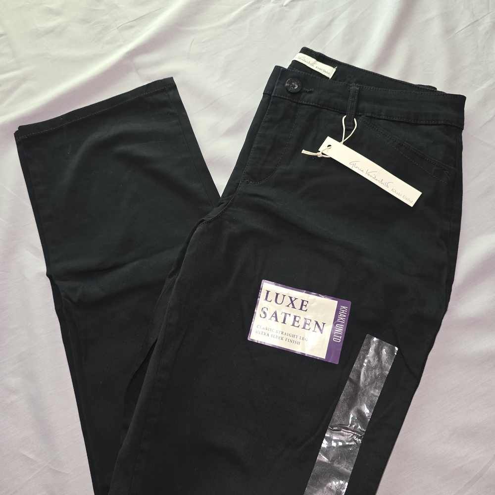 NWT - GLORIA VANDERBILT -  Khaki Unltd Anita Straight - Black